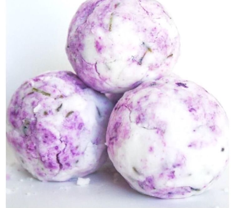 Tvoření pro děti 13. 3. 2019 - Přírodní solné koule do koupele