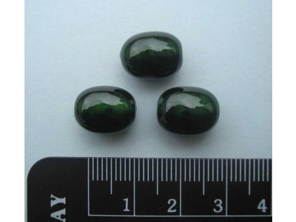 Vinutá perla - oblázek malý tmavě zelený