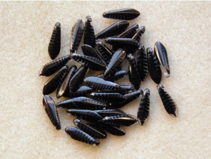 Korálky mačkané - jazýček černý s proužky - 5 mm x 16 mm