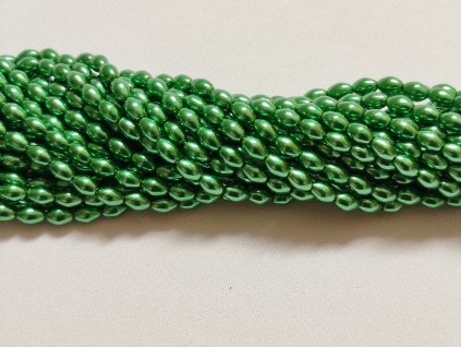 Korálky - voskované olivky - 6 x 4 mm - 12595 zelené