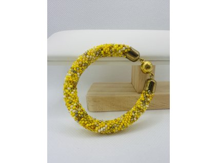 Háčkovaný náramek