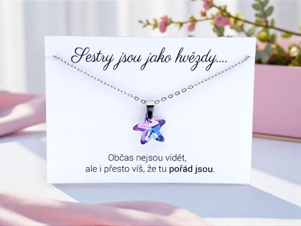 Náhrdelník s fialovou hvězdou z chirurgické oceli, spolu s kartičkou s textem pro sestru tvoří skvělý dárek pro tvou sestru.