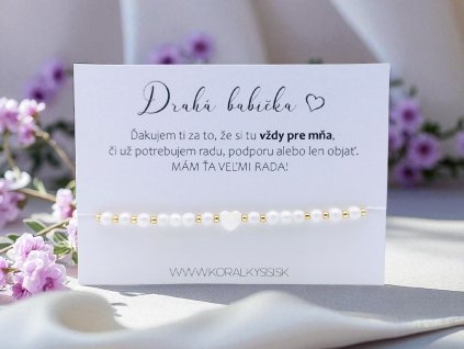 Náramok Bielo-zlaté perleťové srdiečko pre babičku