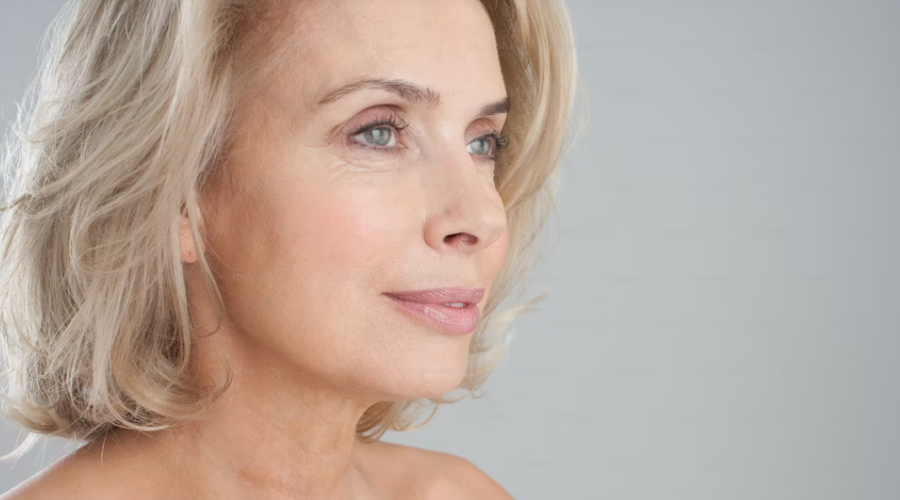 Co potřebujete vědět o péči o pleť po 50. roce života