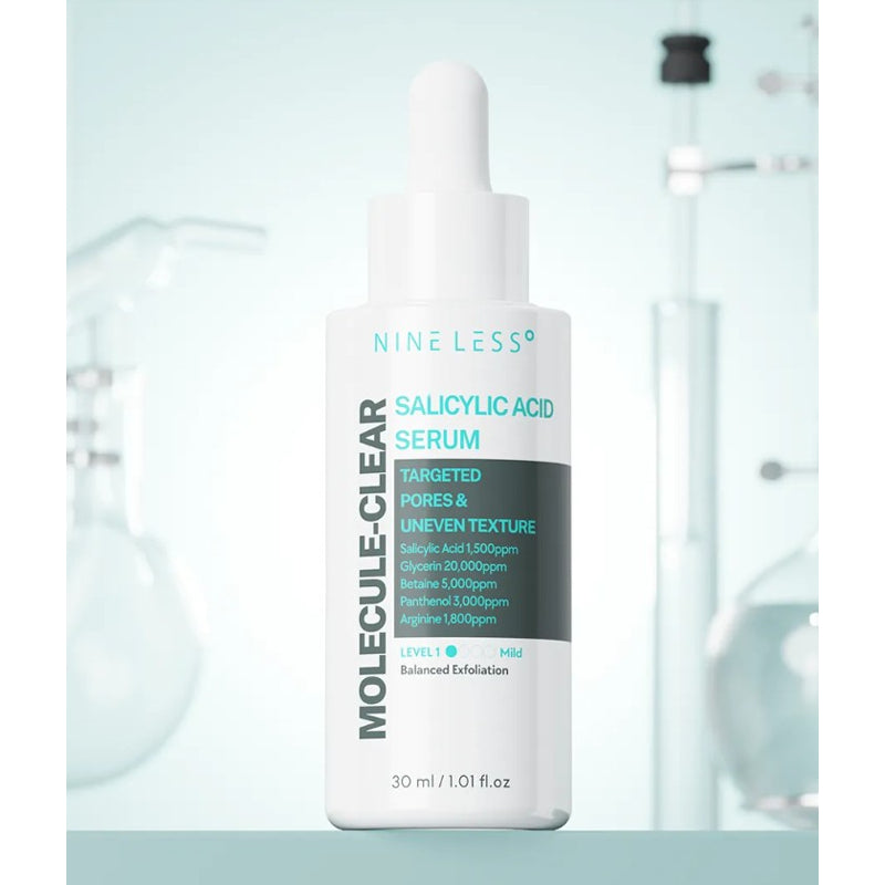 Levně NINE LESS - MOLECULE CLEAR SALICYLIC ACID SERUM - Čisticí sérum s kyselinou salicylovou pro ucpané póry, akné a nerovnou texturu pleti 30 ml