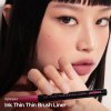PERIPERA INK THIN THIN BRUSH LINER 1 BLACK NOIR Tekuté oční linky1 korejska kosmetika liceni oci