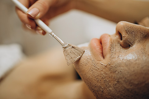 Proč je podzim nejlepším obdobím pro profesionální peelingy?