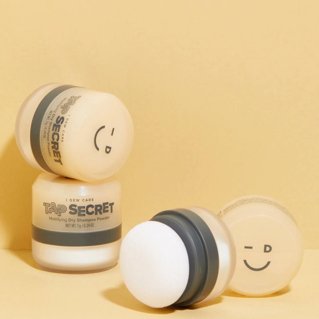 I DEW CARE - Tap Secret Mattifying Dry ShampooPowder - Suchý šampon v praktickém balení - 7g