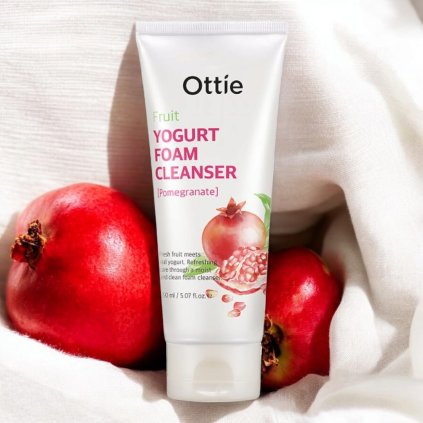 OTTIE - Fruit Yogurt Foam Cleanser Pomegranate - Čisticí pěna s jogurtem a granátovým jablkem - 150 ml