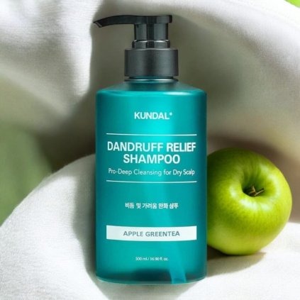Kundal Dandruff Relief Shampoo Apple Green Tea - Šampon proti lupům s vůní jablka a zeleného čaje - 500 ml