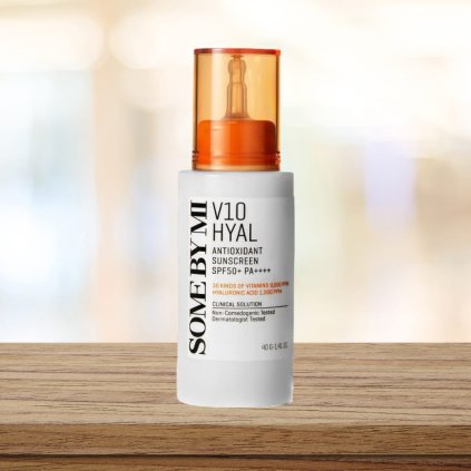 SOME BY MI - V10 HYAL Antioxidant Sunscreen SPF50+ PA++++ - Hydratační SPF krém - 40 ml