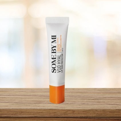 SOME BY MI - V10 HYAL Lip Sunprotection SPF15 - Ochranný balzám na rty s SPF15 - 7 ml