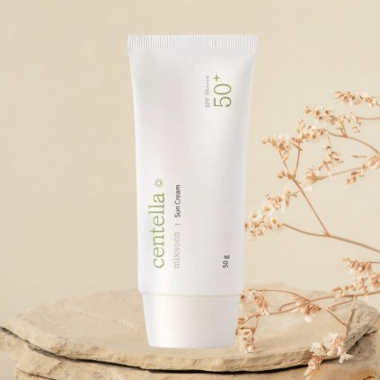 MIXSOON - Centella Sun Cream SPF50+ PA++++ - SPF krém s pupečníkem asijským - 50 g