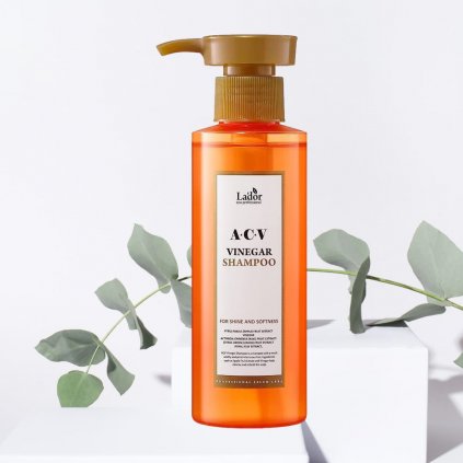 Lador - ACV Vinegar Shampoo - Hloubkově čistící šampon s jablečným octem - 430 ml