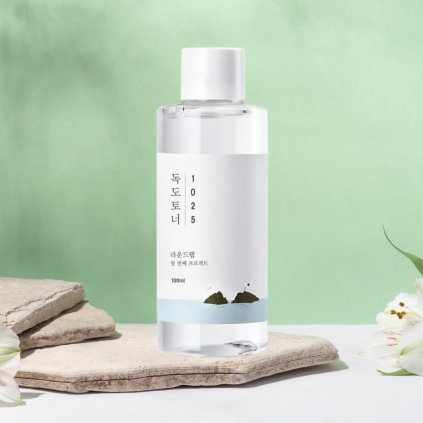 ROUND LAB - 1025 Dokdo Toner - Exfoliační hydratační pleťový toner - 200 ml