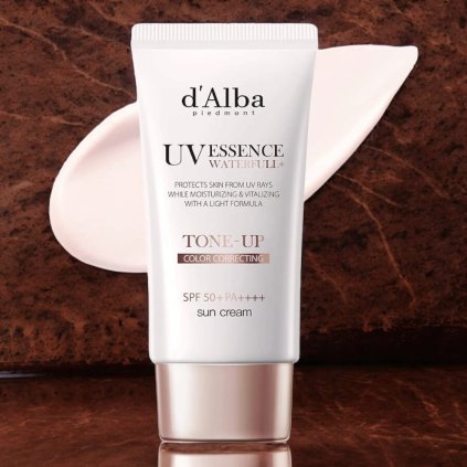D'ALBA - Piedmont Waterfull Tone-up Sunscreen SPF50+ PA++++ - Lehké SPF pro sjednocený tón pleti - 50 ml