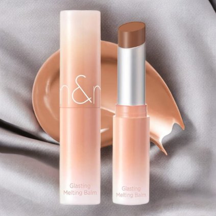 Rom&nd - Glasting Melting Balm Dusty On The Nude Edition - Lesklý balzám na rty - 11 Buffy Coral - 23g