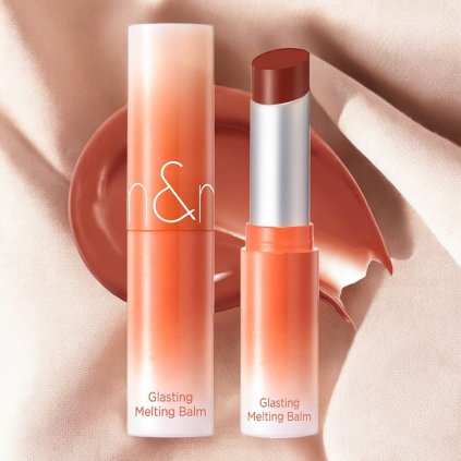 Rom&nd - Glasting Melting Balm Dusty On The Nude Edition - Lesklý balzám na rty - 15 Pecan Brew- 23g