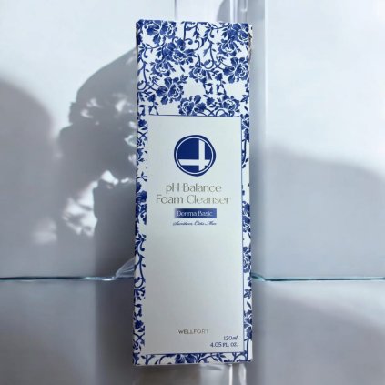 WELLFORT - pH Balance Foam Cleanser - Pěnivý cleanser pro vyrovnané pH pokožky - 120 ml