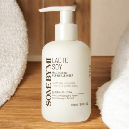 SOME BY MI - Lactosoy Mild Bubble Peeling Cleanser - Jemný čisticí peelingový gel - 180 ml