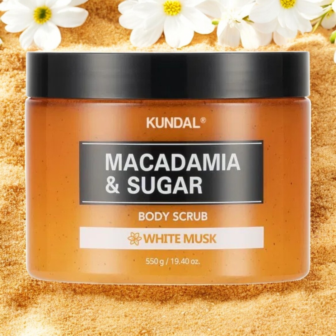 Kundal Macadamia&Sugar Body Scrub - Přírodní tělový peeling s vůní WHITE MUSK - 550 g