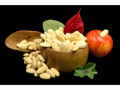 Mandle loupané celé 23/25