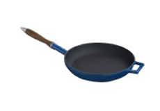 LAVA METAL Litinová pánev s dřevěnou rukojetí 28cm - modrá