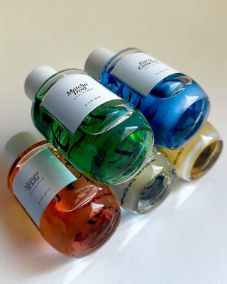 Hledáte vůni, která vás překvapí něčím novým? Do našeho portfolia právě přibyla niche značka @elixirpriveparfum ✨ Na eshop...
