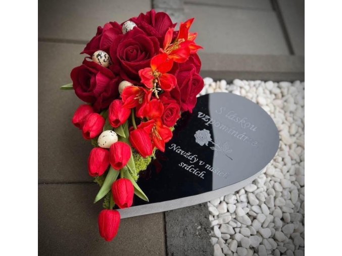 Srdce jarní červené