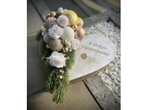 Bílé srdce - zlaté zdobení, růžový nádech - ODESLÁNÍ 11.12.