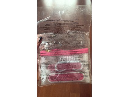 Avon sada na manikúru v pouzdře