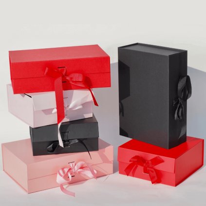 Malá dárková černá krabička