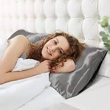 💆♀️ Proč spát na saténovém povlaku na polštář? Krása začíná ve spánku