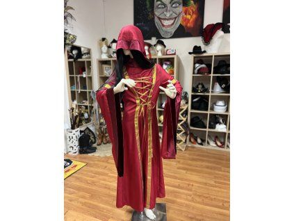 Rudá dáma, Alchymistka