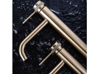 REA - Umyvadlová baterie Lungo Grip- broušené zlato, nízká REA-B6950