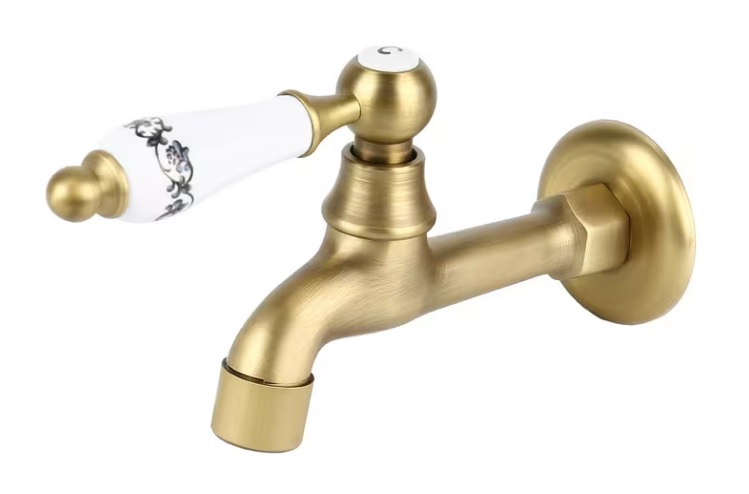 Eco produkty Mosazný nástěnný výtokový ventil 1/2" s ozdobnou keramickou retro páčkou a keramickým uzavíráním; délka 120 mm - stará mosaz