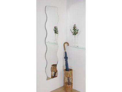 Zrcadlo na zeď do pokoje ložnice koupelny tvarové JOLLY o síle 4 mm, 34 x 150 cm, vlnka, broušené hrany, včetně závěsů 150-300