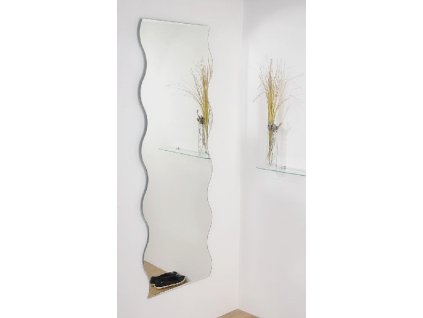 Zrcadlo na zeď do pokoje ložnice koupelny tvarové JOKER o síle 4 mm, 50 x 150 cm, vlnka, s fazetou 10mm na krátkých hranách, včetně závěsů 150-500