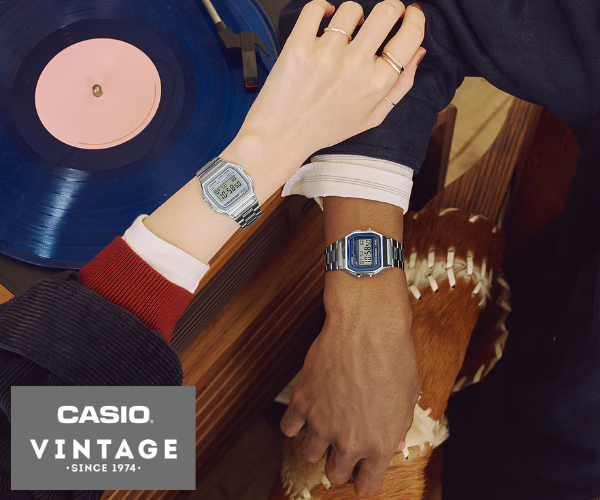 CASIO Vintage Premium pro mobil