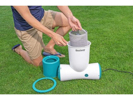 Filtrační bazénová pumpa se skimmerem Skimatic FlowClear 3974 l/h BESTWAY + vyměnitelný filtr
