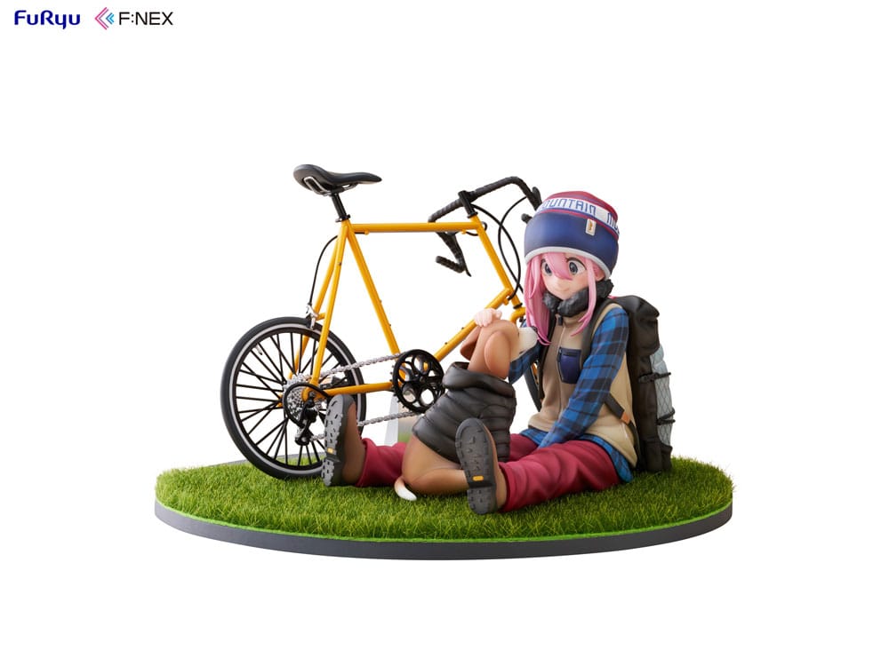 Furyu Laid Back Camp F:NEX PVC Statue 1/7 Nadeshiko Kagamihara 13 cm