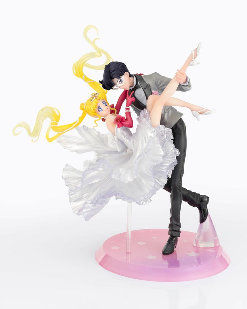 Bandai Tamashii Nations Sailor Moon FiguartsZERO Chouette PVCsoška Usagi & Tuxedo Mask Moonlight Glow Edition 24 cm
