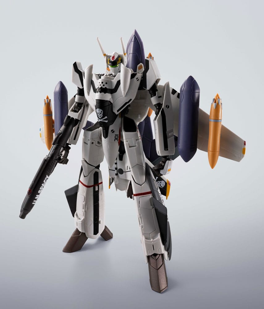 Bandai Tamashii Nations Macross 7 Hi-Metal R akční figurka VF-0S Phoenix (Roy Focker Use) & QF-2200D-B Ghost Set 14 cm