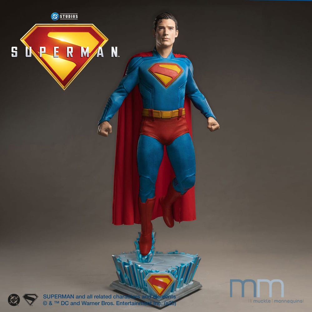 Muckle Mannequins Superman 2025 Life-Size soška Superman 246 cm