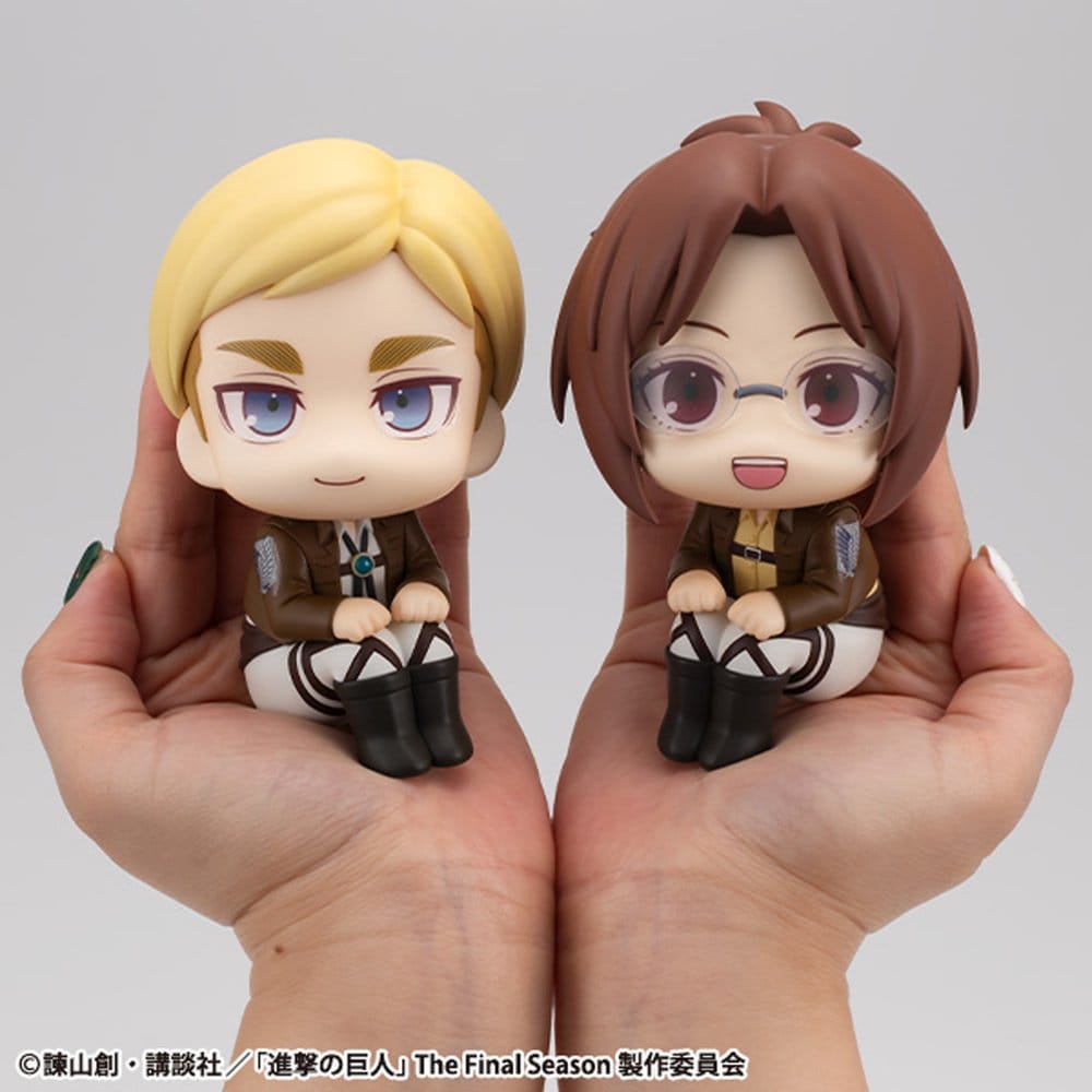 Megahouse Attack on Titan Look Up PVC sošky Hange Zoe & Erwin Smith (with gift) 11 cm