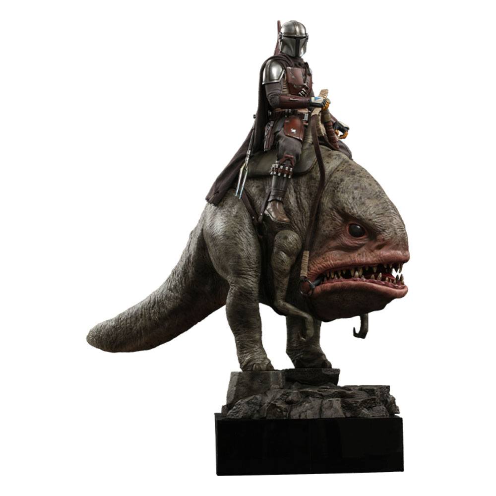 Hot Toys Star Wars The Mandalorian Akční Figurka 2-Pack 1/6 The Mandalorian & Blurrg 37 cm