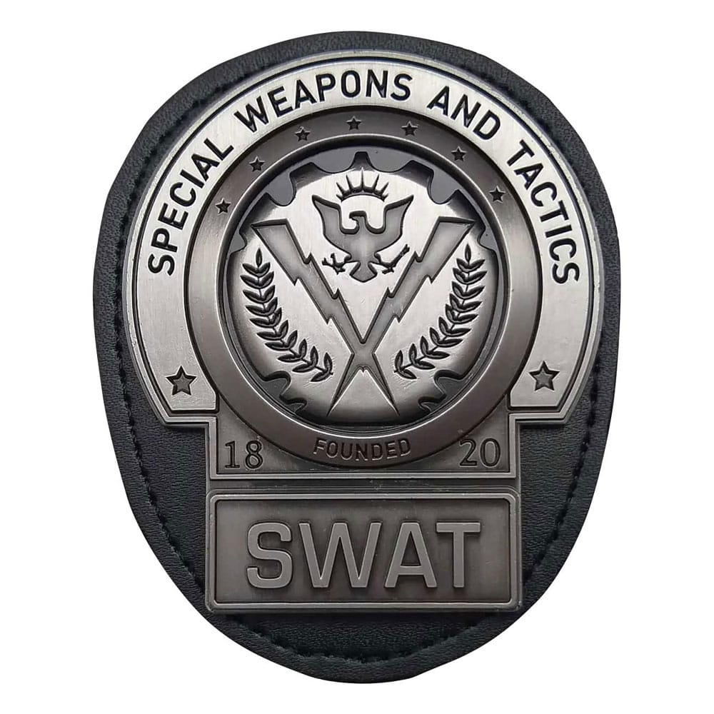 FaNaTtik Batman The Dark Knight Replica 1/1 Gotham City SWAT Badge Limited Edition