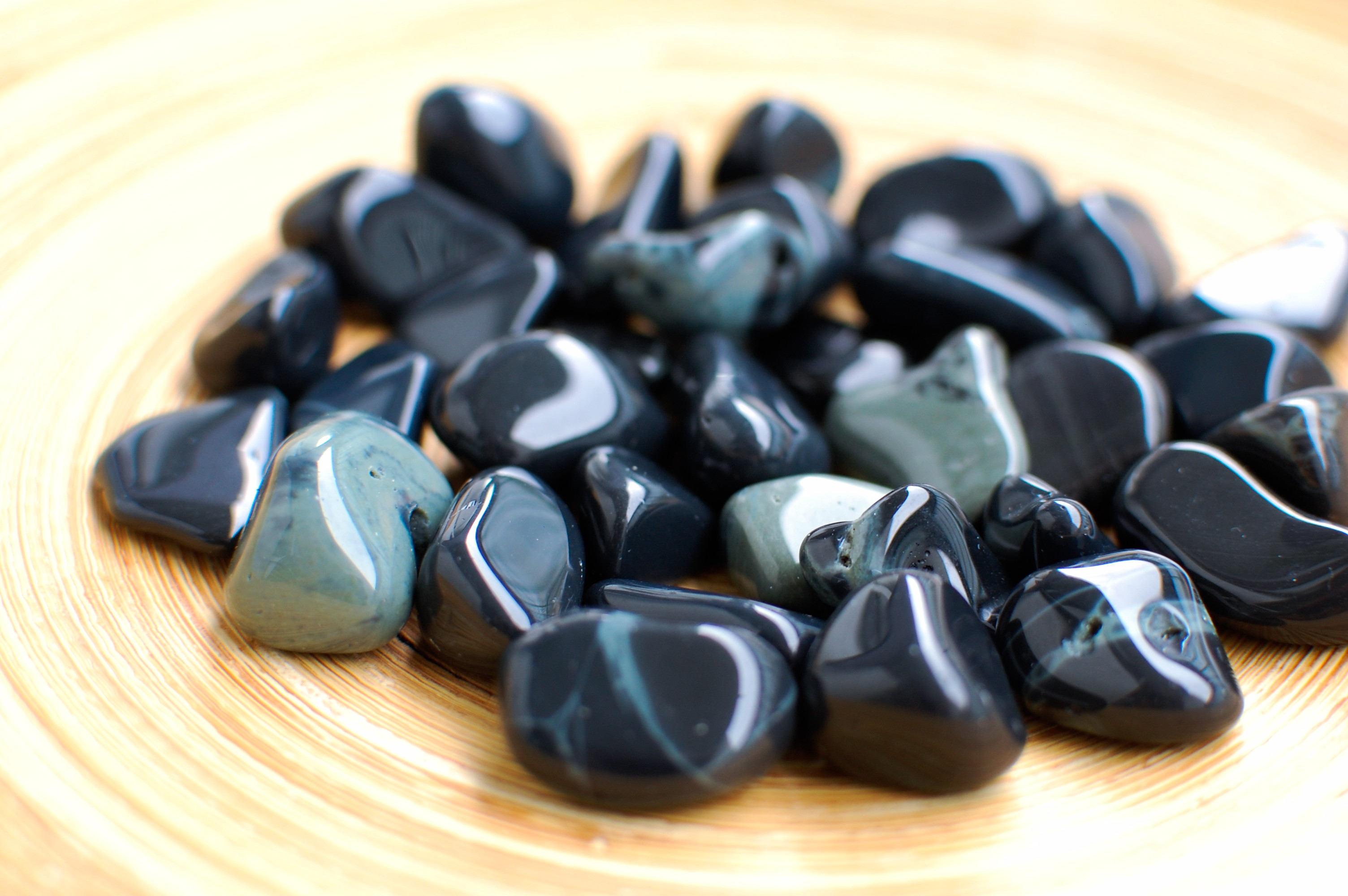 Obsidián pavoučí B velikost M