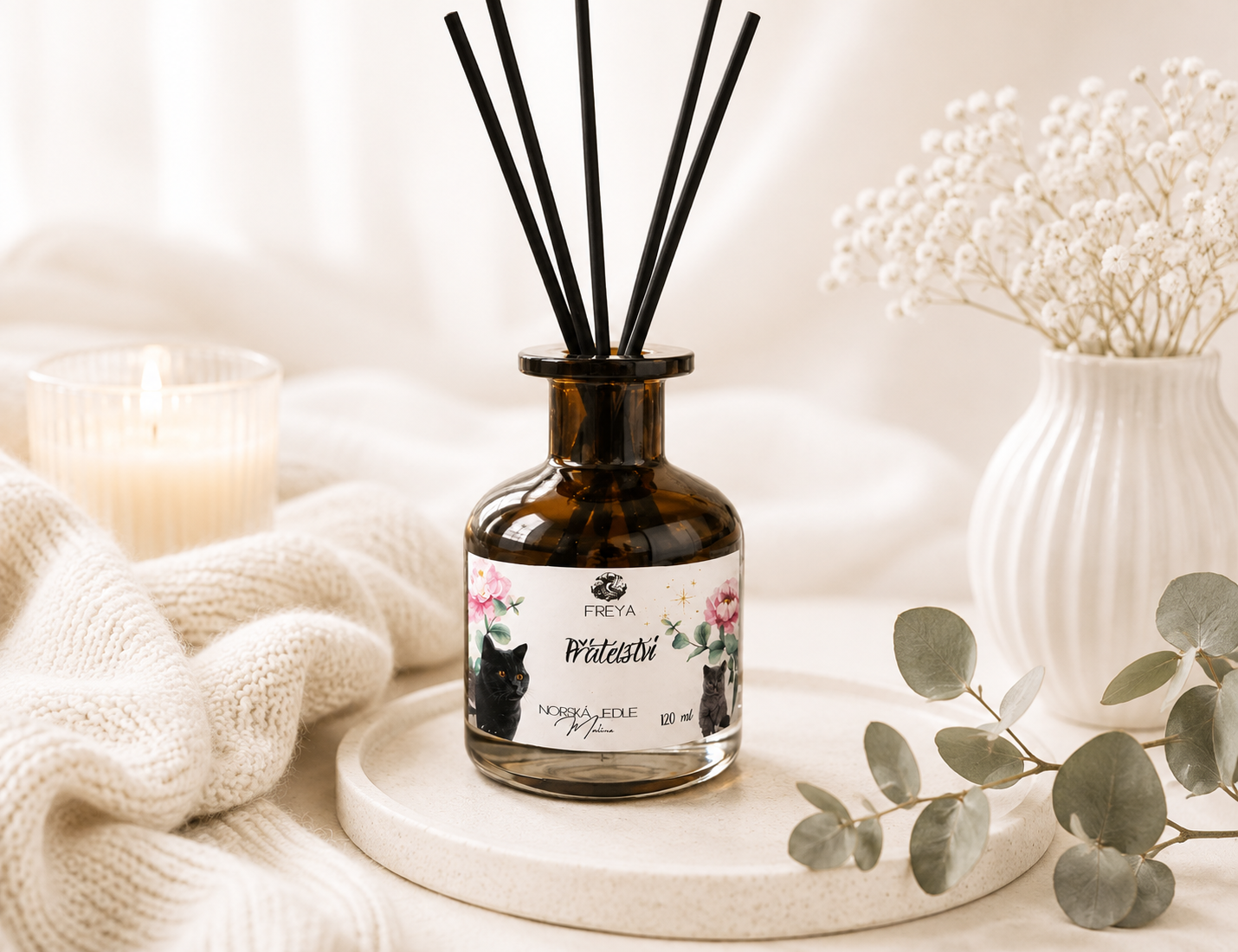 Bytový difuzér Přátelství – kočičky, malina & norský cedr 120 ml