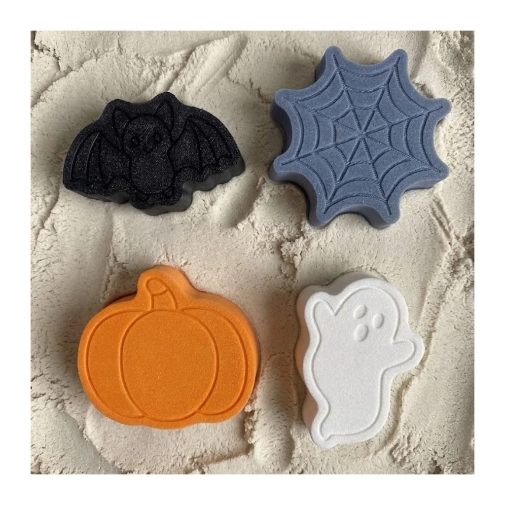 Mini bábovičky do písku Halloween – dýně, netopýr, strašidýlko a pavučinka